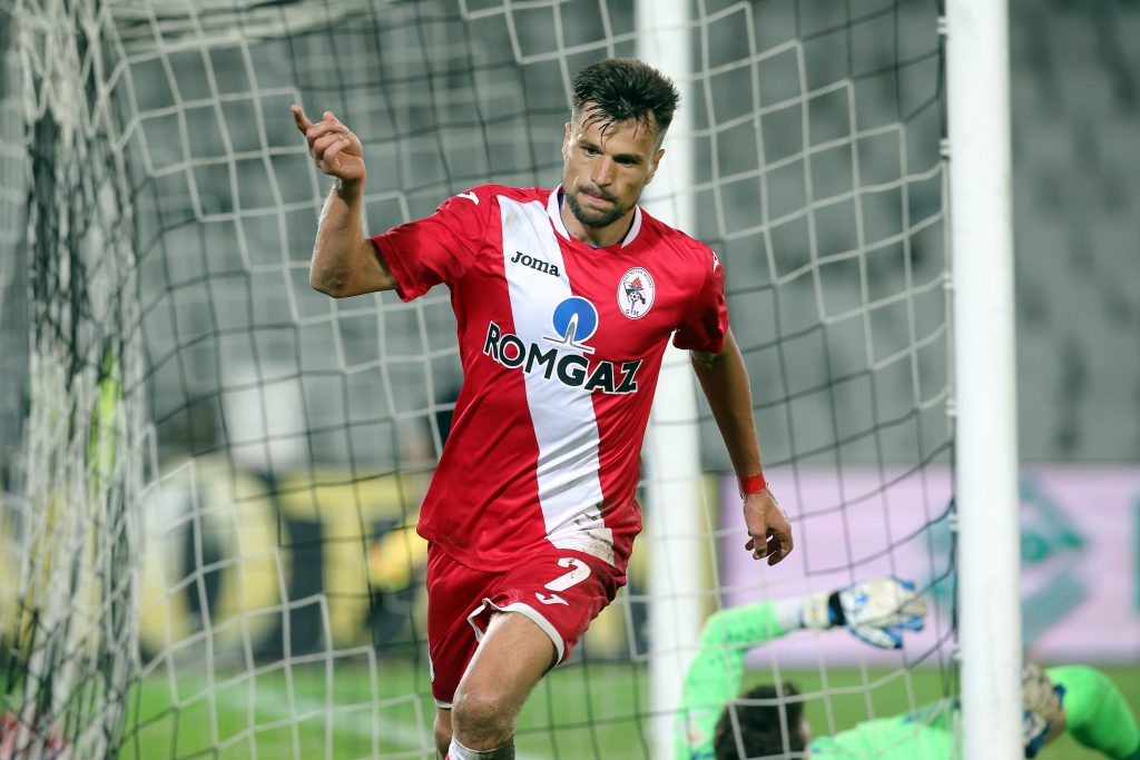Azdren Llullaku se bucura dupa marcarea golului de 2-0 în meciul contra Astrei Giurgiu.